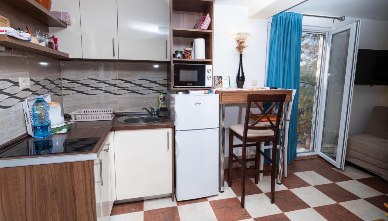 Apartmani Kamena Ruza Будва Экстерьер фото